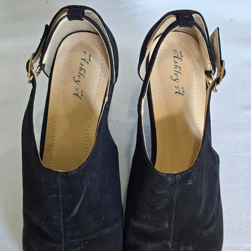 Ashley A Women Size 7 Wedge Sandals Black Faux Suede Platform Ankle Strap Heel